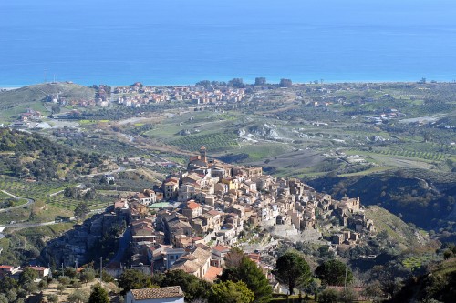 Badolato, da borgo fantasma ad esempio di recupero