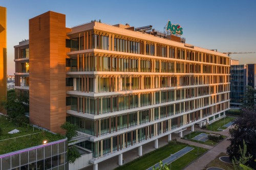 Efficienza energetica, legno riciclabile e design contemporaneo con D2U per l’headquarter Agos 