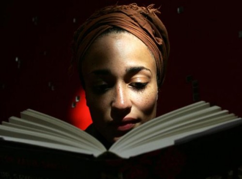 Zadie Smith: “E se in questo momento la cosa più creativa fosse rifiutare?”