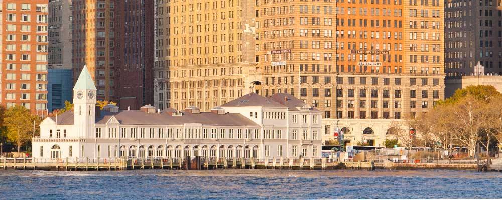 A New York è rinato il Pier A: da molo dei migranti a riferimento enogastronomico