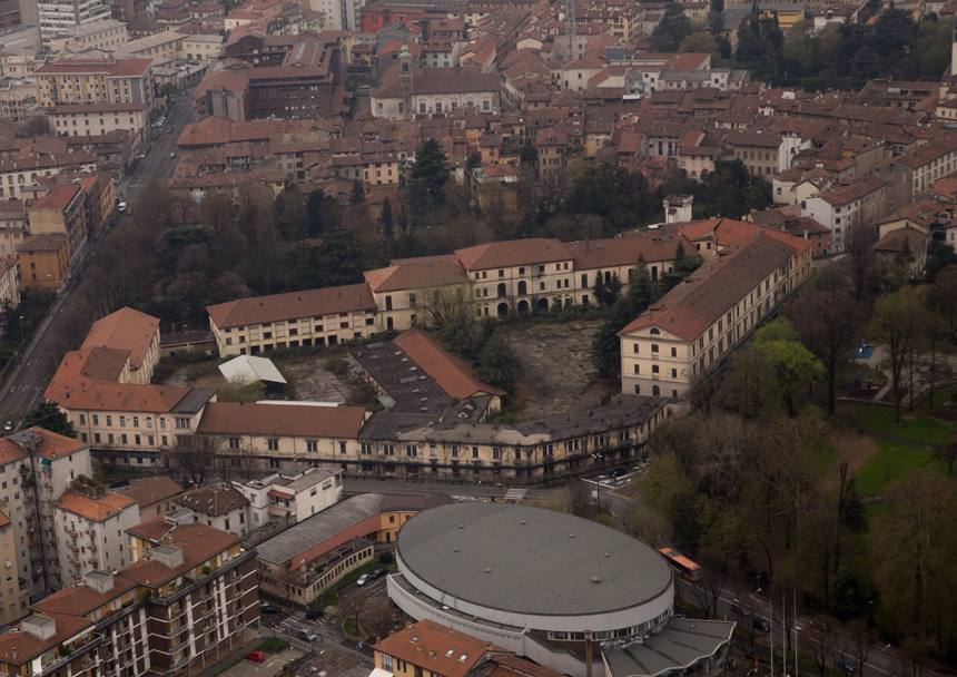 Short list per la riqualificazione della caserma di Bergamo: in gara spagnoli e portoghesi