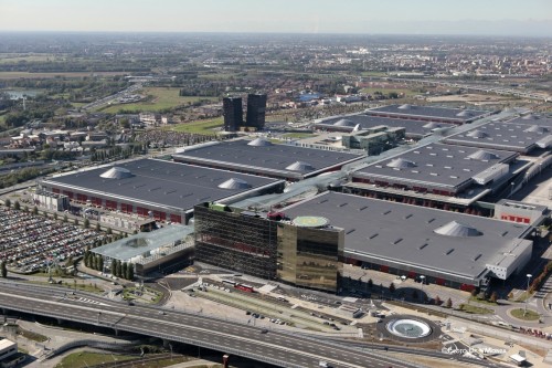 Bando di Fondazione Fiera Milano per uno dei più grandi impianti solari rooftop d’Europa