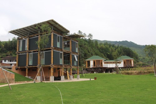 In Cina una casa in bambù efficiente e industrializzata, con kit di montaggio